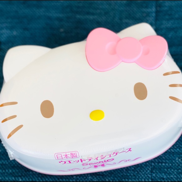 🎀 Hello Kitty Wetwipes 🎀 - Picture 1 of 2